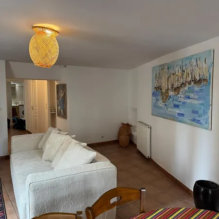 Atypique Dans Le Centre Historique Appartement *