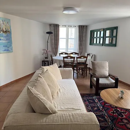 Atypique Dans Le Centre Historique Appartement Béziers