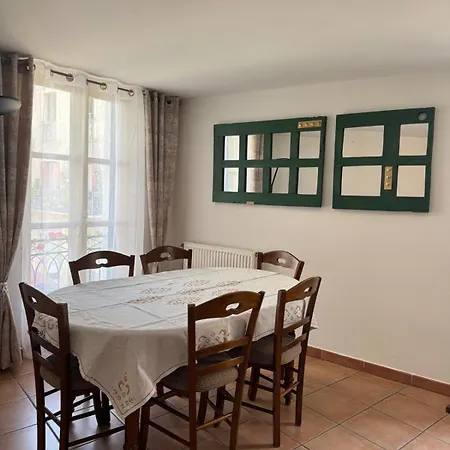 Atypique Dans Le Centre Historique Appartement Béziers